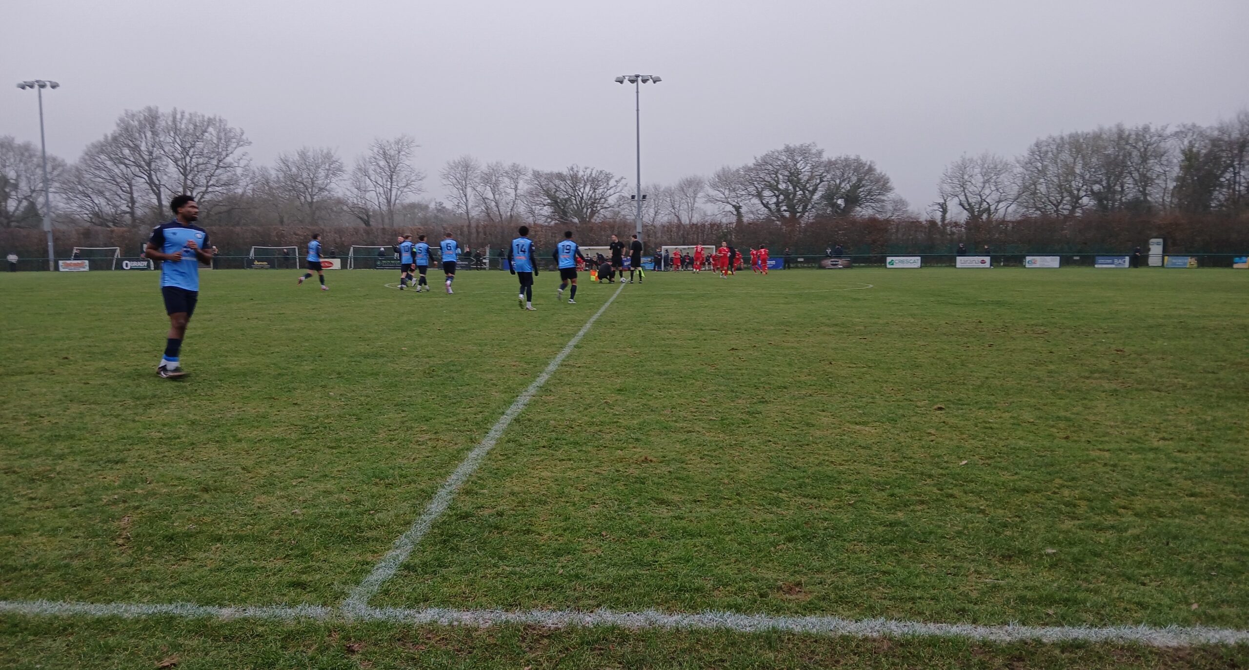 Crawley Down Gatwick 1-2 Fleet Town