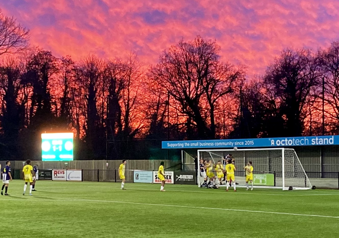 Copthorne 1-1 Godalming Town