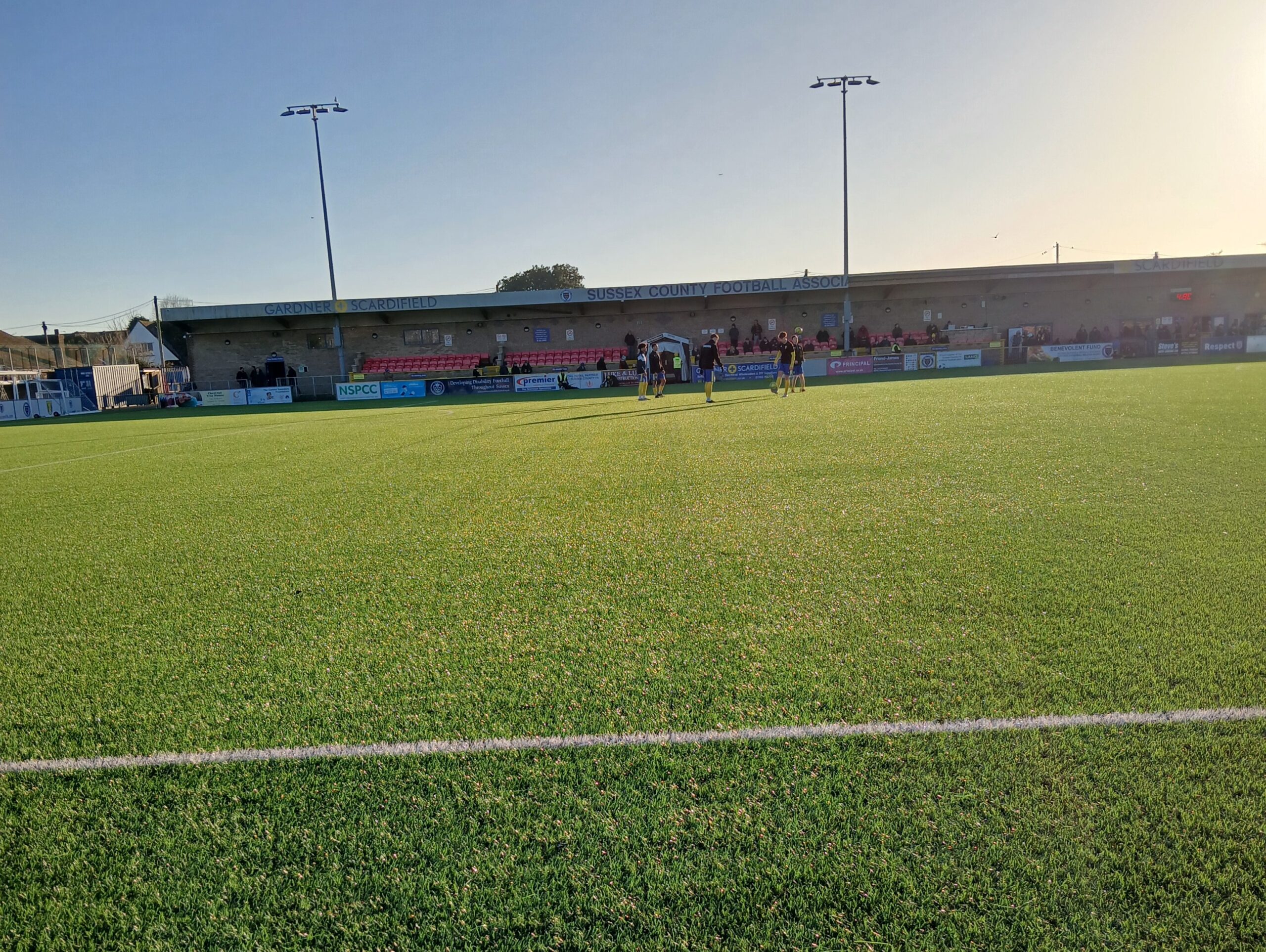 Lancing 2-0 Herne Bay