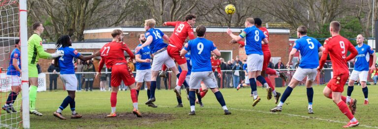 Picture Gallery – Whitehawk vs Canvey Island