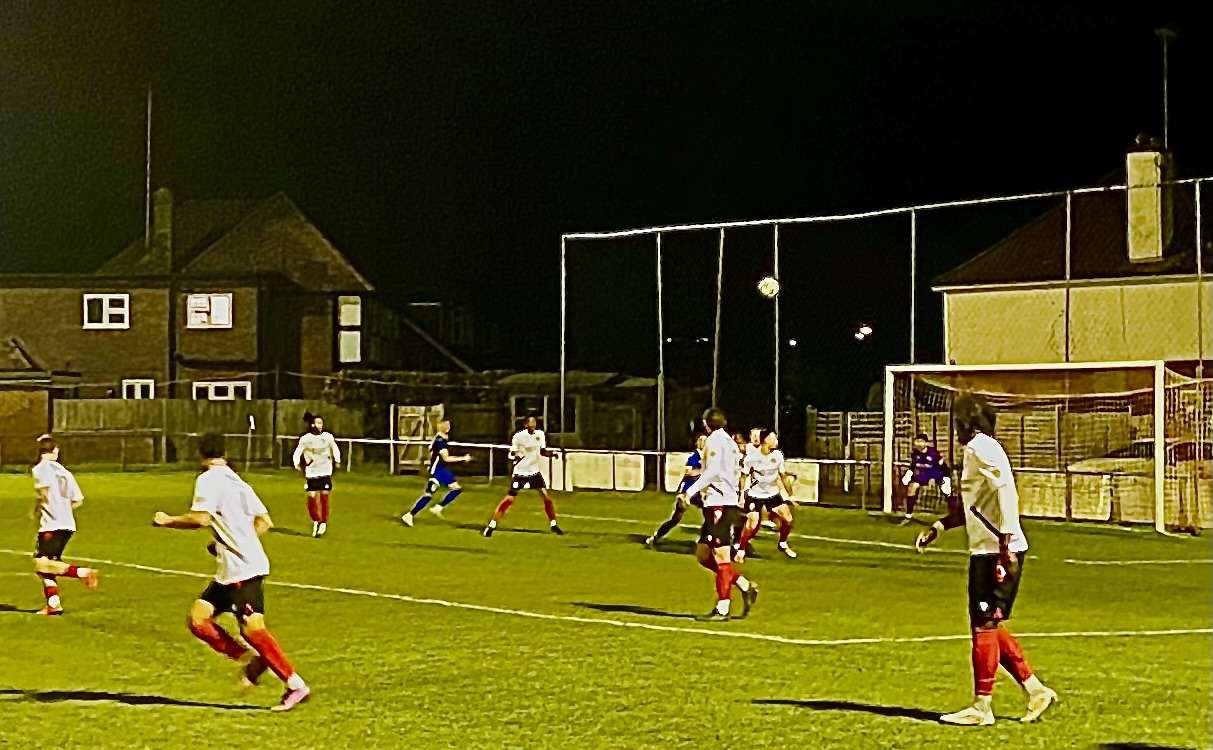 Horsham YMCA 2-2 Peacehaven & Telscombe